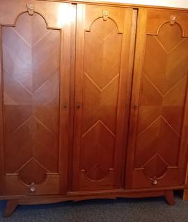 Meubles armoire 3 portes