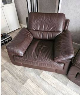Meubles fauteuil en cuir marron