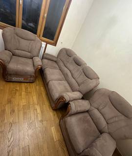 Meubles canapé et deux fauteuils