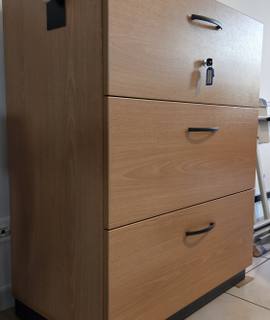 Meubles une armoire pour dossier