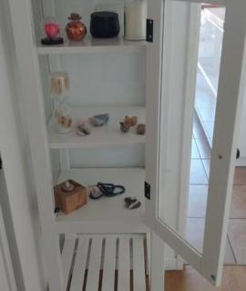 Meubles joli meuble vitré