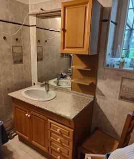 Mobilier meuble salle de bain