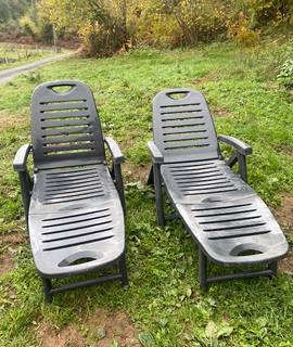 Mobilier 2 bains de soleil plastique