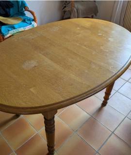 Mobilier table ovale