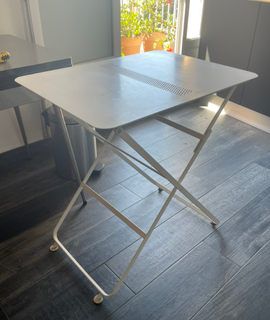 Mobilier table extérieur pliante métallique blanche 52x70x75cm (Lxlxh)