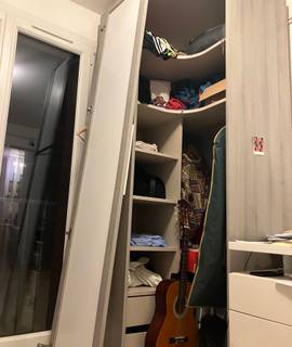 Mobilier armoire avec penderie