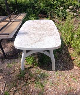 Mobilier table de jardin