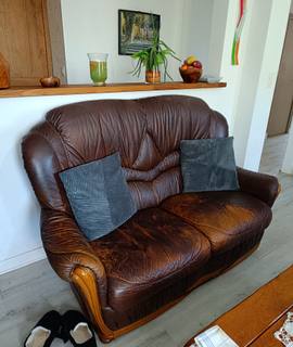 Mobilier canapé plus fauteuil en cuir