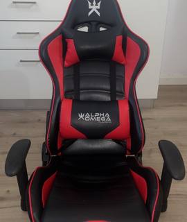 Mobilier un siège gaming en très bon état