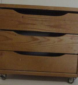 Mobilier caisson sur roulettes (en bois / 3 tiroirs)