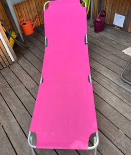 Mobilier transat pliant en très bon état