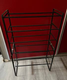 Mobilier porte chaussures neuf en métal