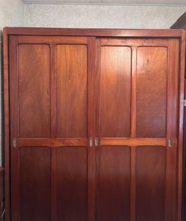 Mobilier penderie en bois