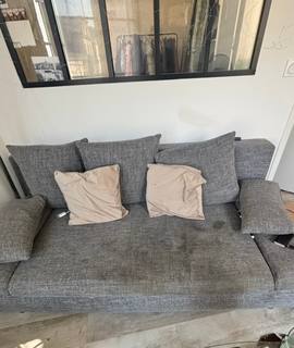 Mobilier urgent canapé convertible avec coffre