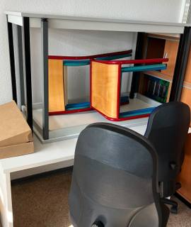 Mobilier chaises tables fauteuils de bureau