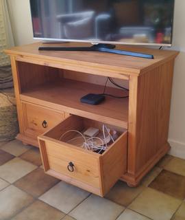 Mobilier meuble télé en pin naturel