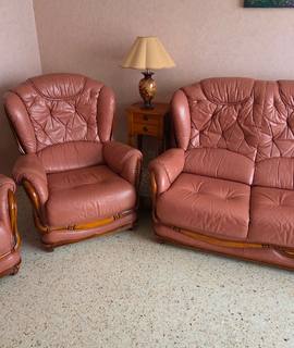 Mobilier canapé + 2 fauteuils cuir saumon