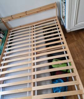 Mobilier somier de lit en bois 140 x 200