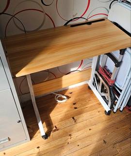 Mobilier table ordinateur