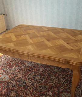 Mobilier table de cuisine en merisier