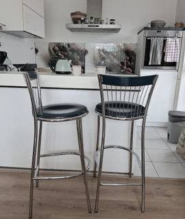 Mobilier 2 chaises de bar métal et bois