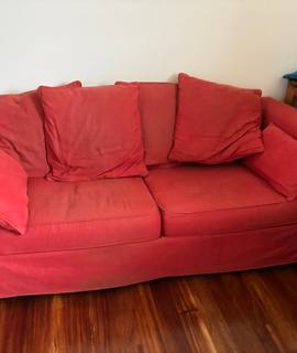 Mobilier canapé bon état - tissu lavable.