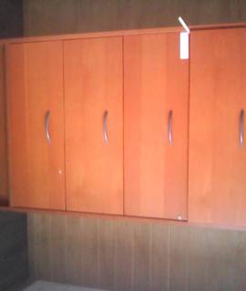 Mobilier meuble de bureau a donner