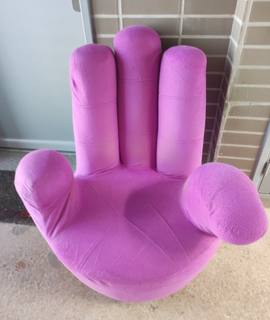 Mobilier fauteuil main