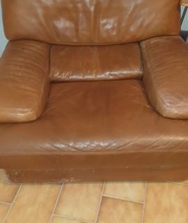 Mobilier fauteuil cuir Roche Bobois+canapé convertible