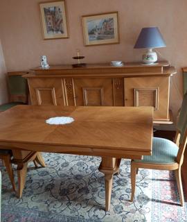 Mobilier mobilier en très bon état