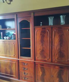 Mobilier living couleur acajou bcp rangement