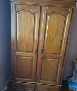 Mobilier armoire penderie 2 portes chêne massif