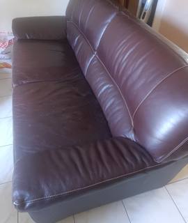 Mobilier canapé marron 3 places