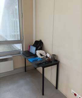 Mobilier urgent bureau a recuprer avant vendredi de cette semaine