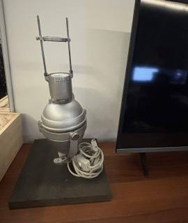 Mobilier a donner une lampe IKEA
