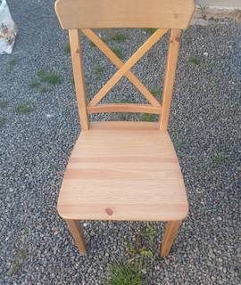 Mobilier chaises en bois