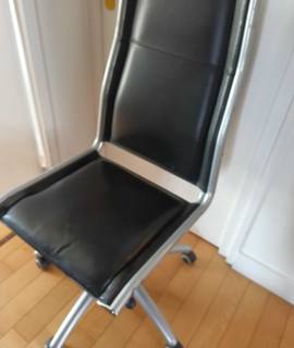 Mobilier chaise roulante à donner