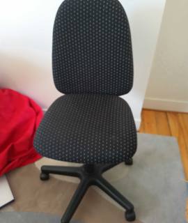 Mobilier chaise roulante à donner