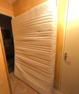Mobilier matelas mousse Ikea 160*190*18