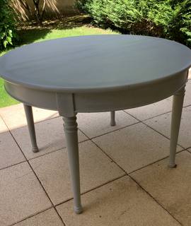 Mobilier table merisier massif repeinte couleur gris clair diamètre 1m 10 plus rallonges