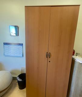 Mobilier super armoire aux belles couleurs