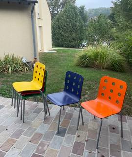 Mobilier chaises bon etat