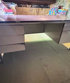 Mobilier bureau métal et plateau bois melaminé