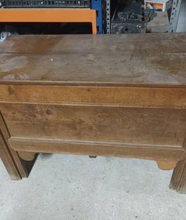 Mobilier coffre en chene