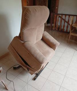 Mobilier Fauteuil releveur electrique