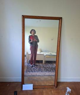 Mobilier un miroir ancien