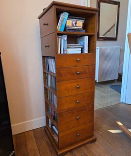 Mobilier colonne - étagère pour CD