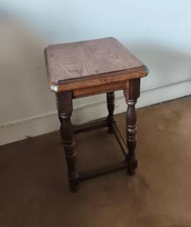 Mobilier gueridon en bois - excellent état