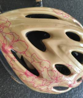 Sport casque vélo et chaussures vtt