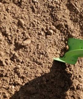 Terre et gravats uRGENT ! Donne jusqu'à 10m3 de terre végétale